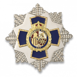 Placa a la dedicacion policial 35 años