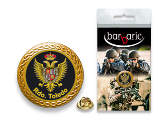 Pin Barbaric oro. borde biselado. D:20mm