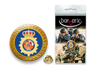 Pin Barbaric oro. borde biselado. D:20mm