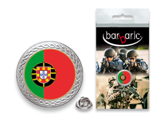 Pin Barbaric plata. borde biselado.20mm