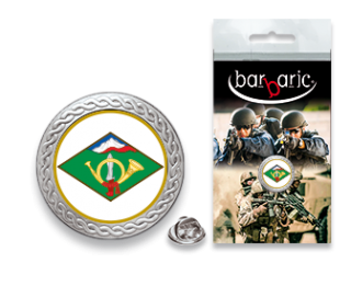 Pin Barbaric plata. borde biselado.20mm
