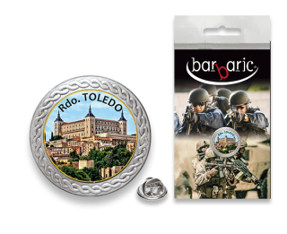 Pin Barbaric plata. borde biselado.20mm