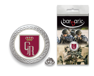Pin Barbaric plata. borde biselado.20mm