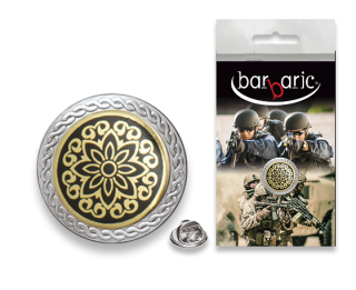 Pin Barbaric plata. borde biselado.20mm