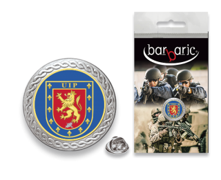 Pin Barbaric plata. borde biselado.20mm
