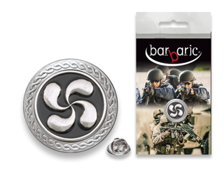 Pin Barbaric plata. borde biselado.Ø20mm
